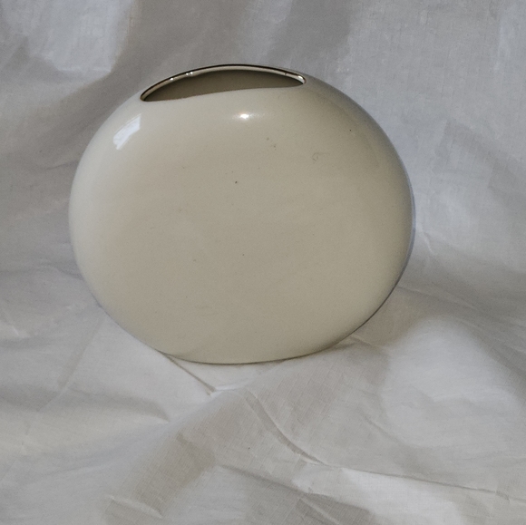 OTIGARI "Golden Calla" Vase - Picture 5 of 5